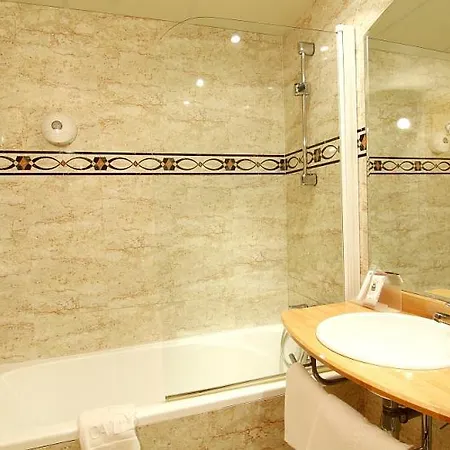 Hotel Muntanya & 4*